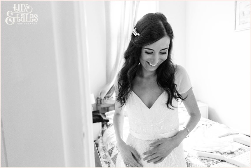 Hargate Hall Wedding Photography | Relaxed & Fun Documentary Photographer_4489