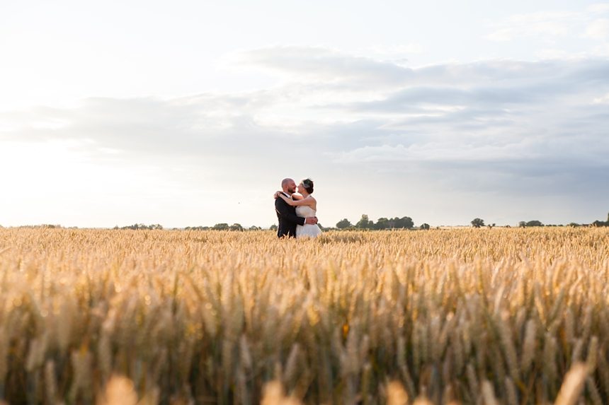 Barmbyfield Barn wedding photography