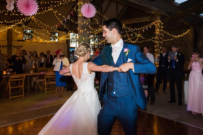 Barmbyfield Barn Wedding Photography_2011